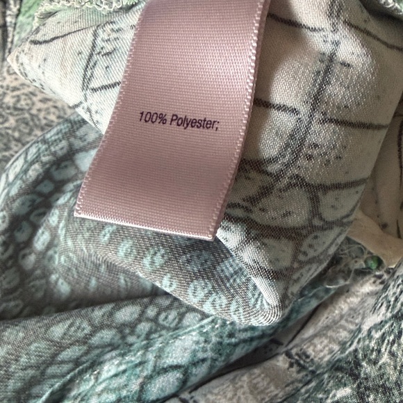 Jennifer Lopez Teal and Charcoal Textured Blouse - Picture 4 of 5